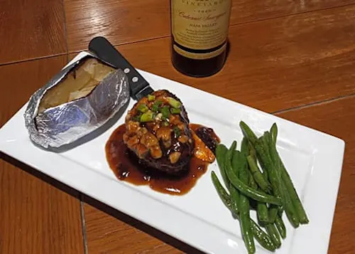 CB'S Chop House