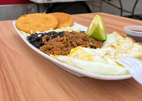 En Su Punto Venezuelan Food