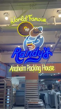Randy's Donuts - Anaheim