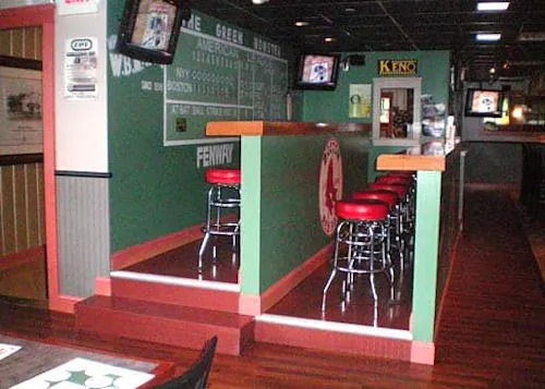Home Plate Bay Street Grill