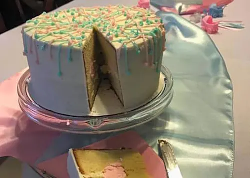 Front Porch Cakes & Eatery
