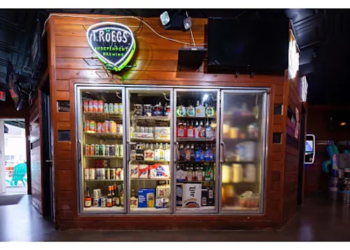 Nip & Tuck Bar