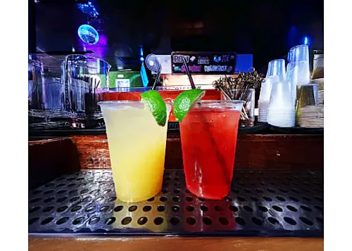 Hoppers Corner Bar