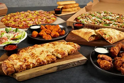 Photo 1 of 4: Donatos Pizza