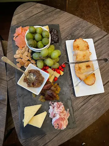 Trellis Wine Bar