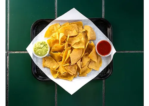 Photo 1 of 4: Las Palmas Taco Bar