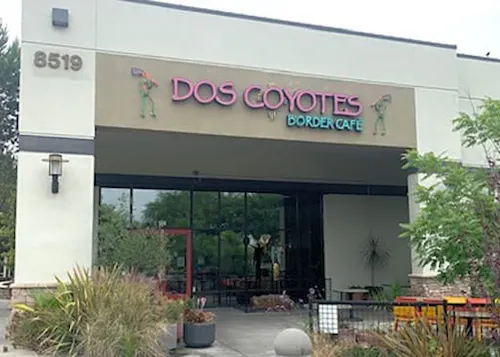 Dos Coyotes Border Cafe
