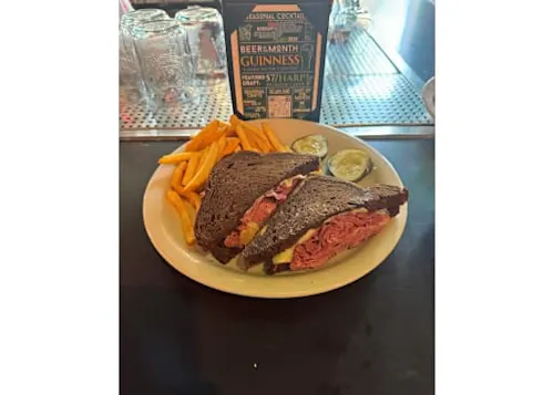 Hawkeye's Bar & Grill