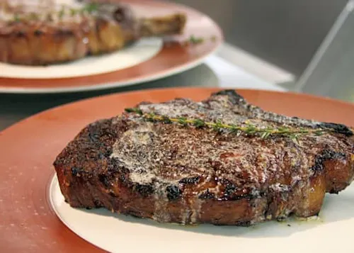Bovine Steakhouse