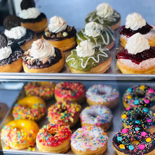 Cafe Donuts