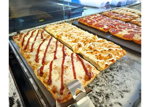 Pizza Square & Italian Market
