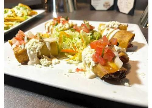 Photo 1 of 4: Lalo's Mexican Restaurant