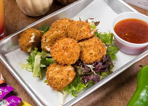 Tino's Bar and Grille
