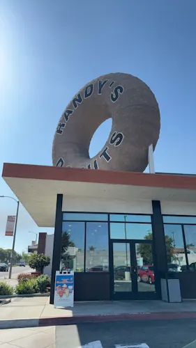 Randy's Donuts - Downey