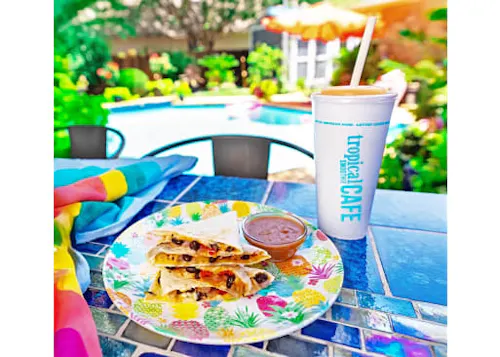 Photo 1 of 4: Tropical Smoothie Cafe