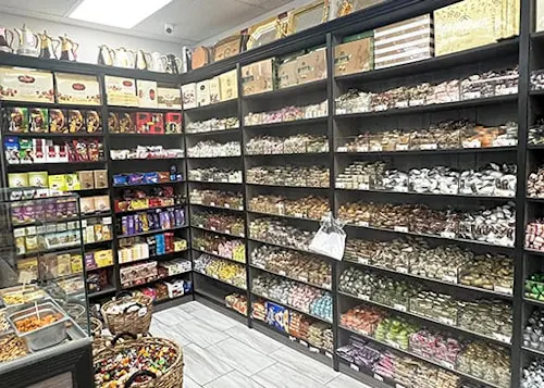 Chocolate And Nut Kingdom