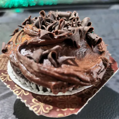 Photo 1 of 4: Frosted Cupcakery - Long Beach
