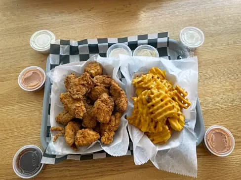 CRISP CHIK'N – Lansdowne
