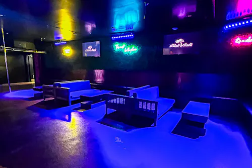 Cali's Sports Bar & Kitchen