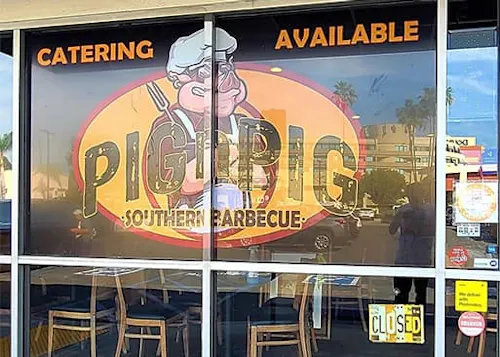 Photo 1 of 4: Pig N Pig