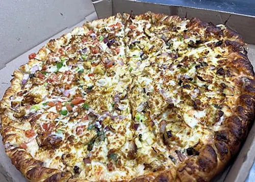 Slice Pizza & Crunchy Chicken