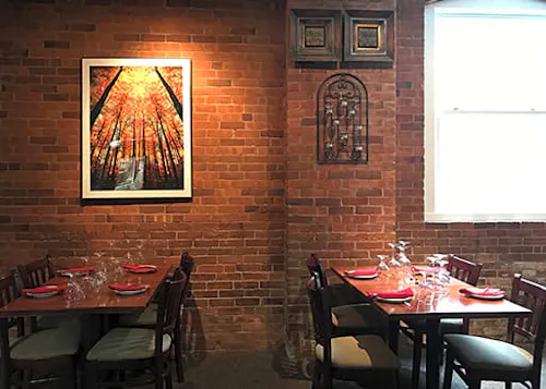 Quattro's Italian restaurant & Wine Bar