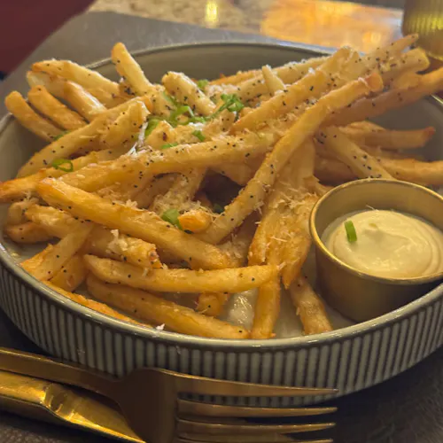 Flamant Bar Bistro