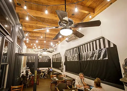 Maria's Italian Kitchen - Woodland Hills