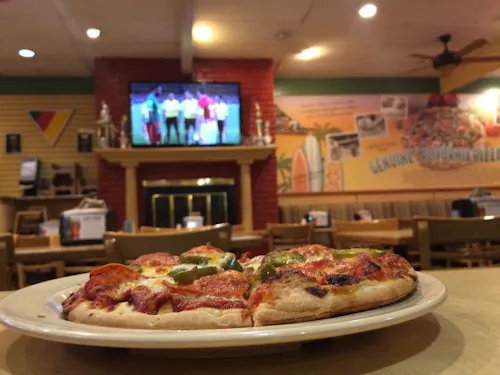 Straw Hat Pizza - Cerritos