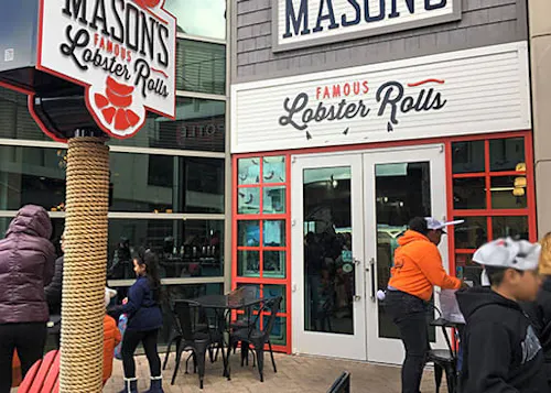 Mason's Famous Lobster Rolls - National Harbor