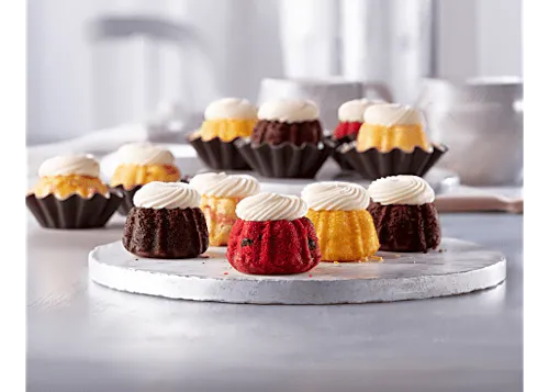 Photo 1 of 4: Nothing Bundt Cakes