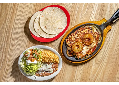 Castillo Real Mexican Cocina & Bar