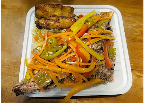 Photo 1 of 4: SpicyHill Caribbean Restaurant