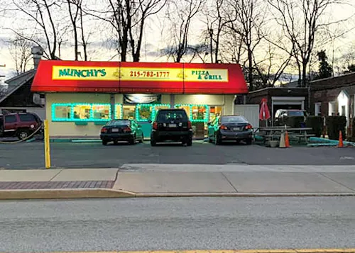 Munchy's Pizza & Grille