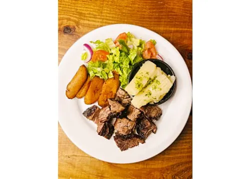 Photo 1 of 4: Carne en Vara Steakhouse