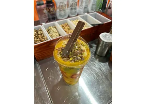 Sindbad Tampa, Smoothies, Juices, Crepes, Desserts, Cakes, Ice Cream