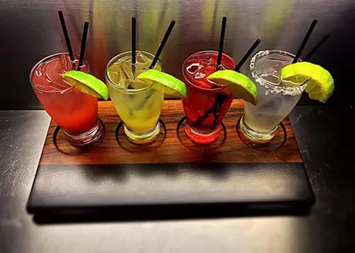 El Cerro Bar & Grill