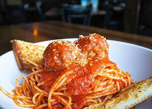 Paisans Pizzeria