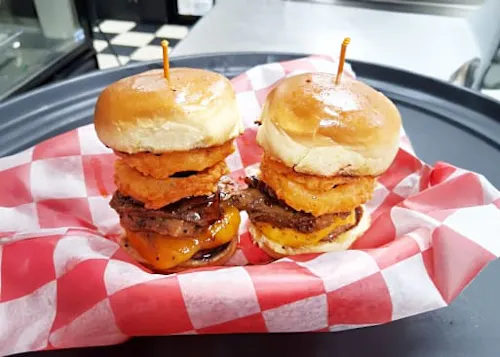 Smokin' Hogan's