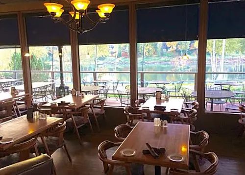 Rivershore Bar & Grill