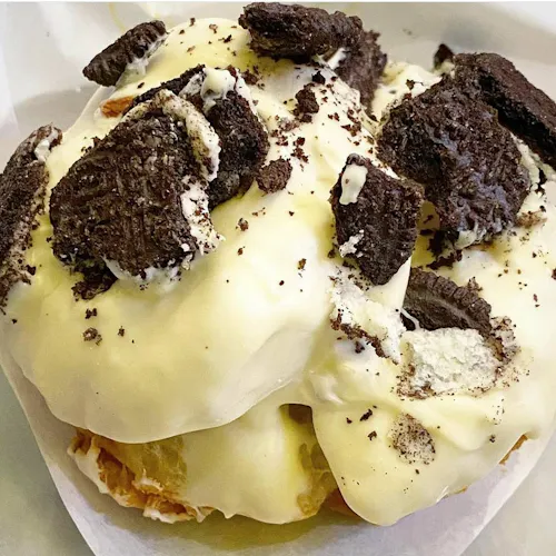 Beard Papa's Desserts & Coffee - PC