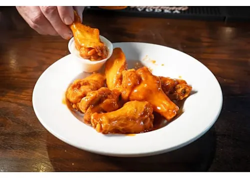Downtown Pizza Sports Bar & Grill
