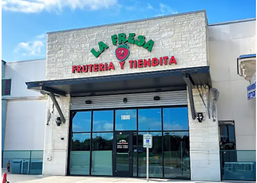 La Fresa Fruitera Y Tiendita