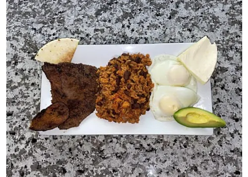 El Paisa Colombian Restaurant