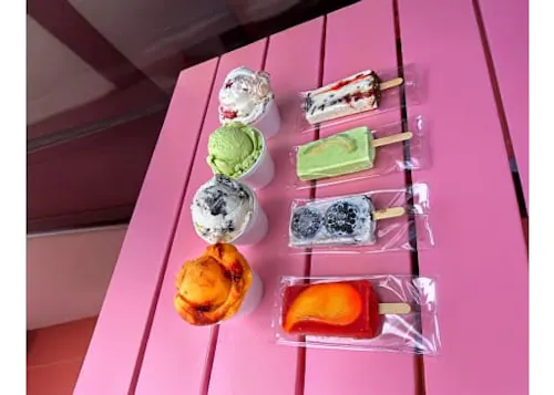 La Michoacana Plus Ice Cream & Pizza