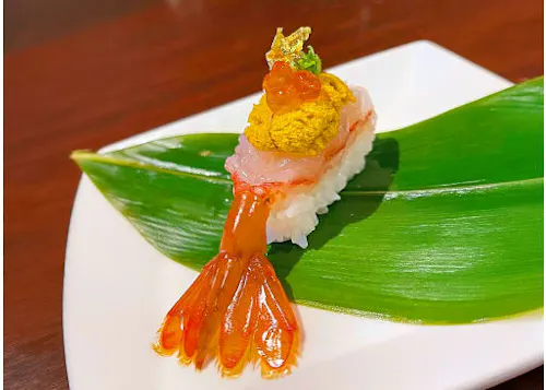 Mama M Sushi & Rolls