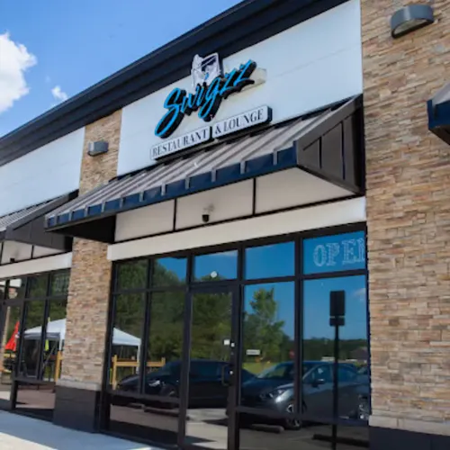 Photo 1 of 4: Swigzz Restaurant & Lounge