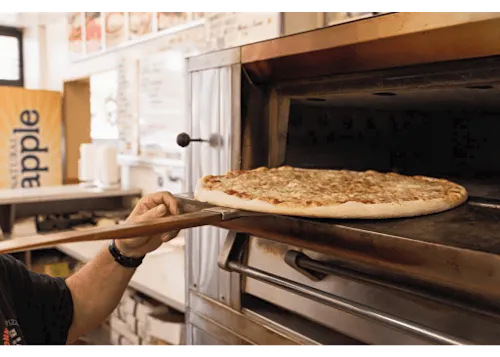 Photo 1 of 4: Donna Pizza Center