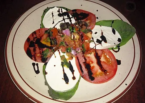 Photo 1 of 4: CI Bar & Grill