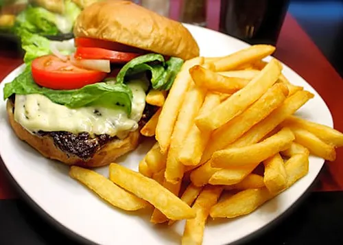 Fari's Diner